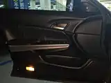 Фото 7 - Honda Crosstour