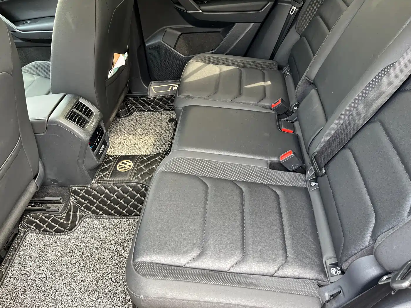 Volkswagen Tayron 2021 330TSI 2WD Luxury Smart Connect Edition фото 5