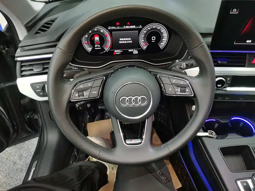 Audi A4L 2020 40 TFSI Fashion Dynamic Edition фото 11