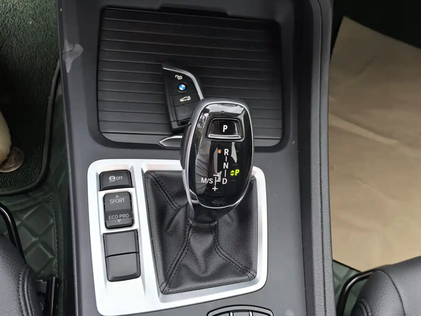 BMW 1 Series 2023 120i M Sport фото 18