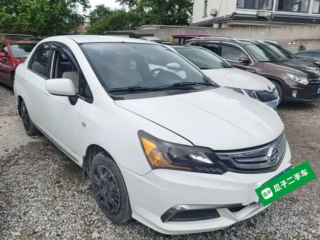Everus S1 2016 2014 1.3L Automatic Comfort Edition