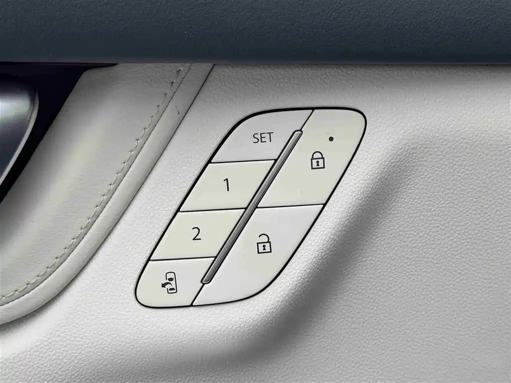 Buick Century 2023 2.0T 4-Seat Private Edition фото 22