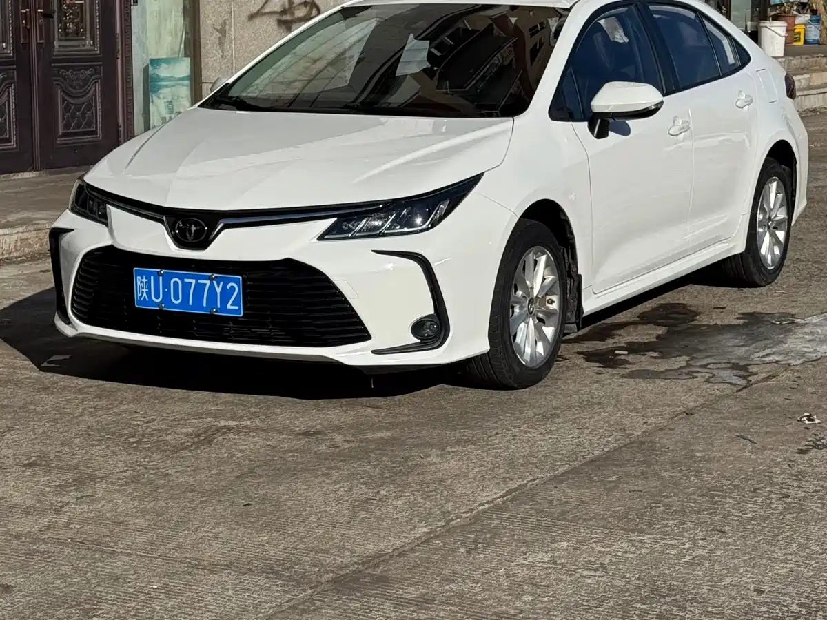 Toyota Corolla 2022 1.2T S-CVT Pioneer PLUS Edition фото 3