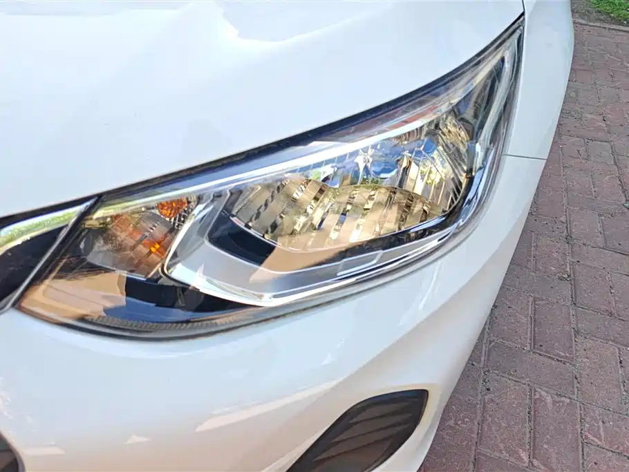 Chevrolet Cavalier 2021 325T Auto Joy Edition фото 5
