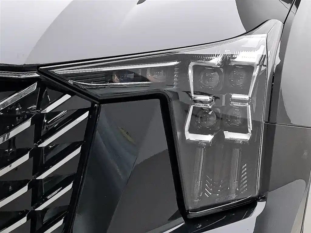 GAC Trumpchi Trumpchi GS8 2025 Pilot Series 2.0TGDI 2WD Luxury Edition 5-seater фото 7