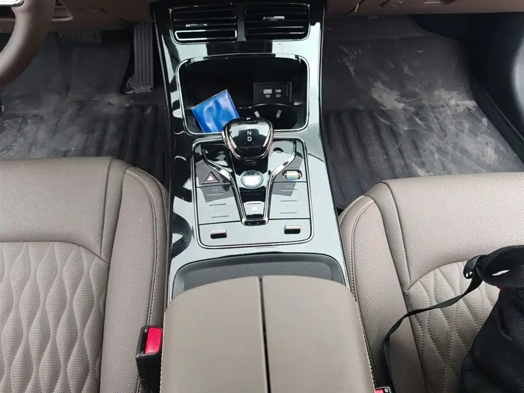 BYD Han 2025 Model EV 605KM Premium Version фото 14