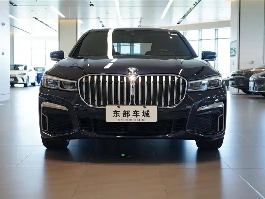 BMW 7 Series 2019 740Li Leading M Sport Package фото 8