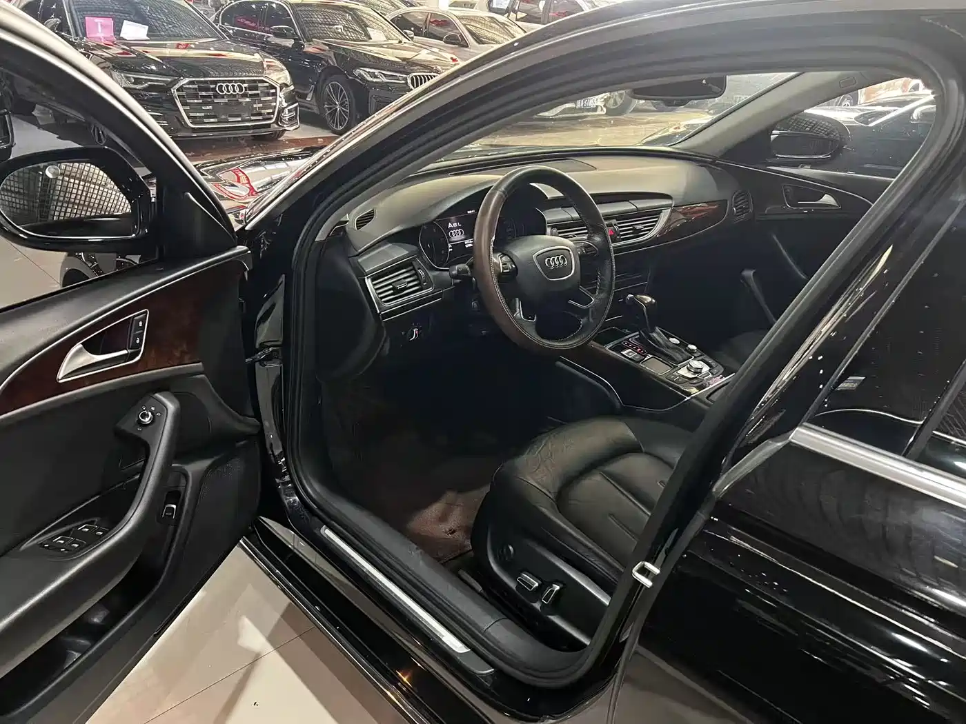 Audi A6L 2016 30 FSI Comfort фото 4