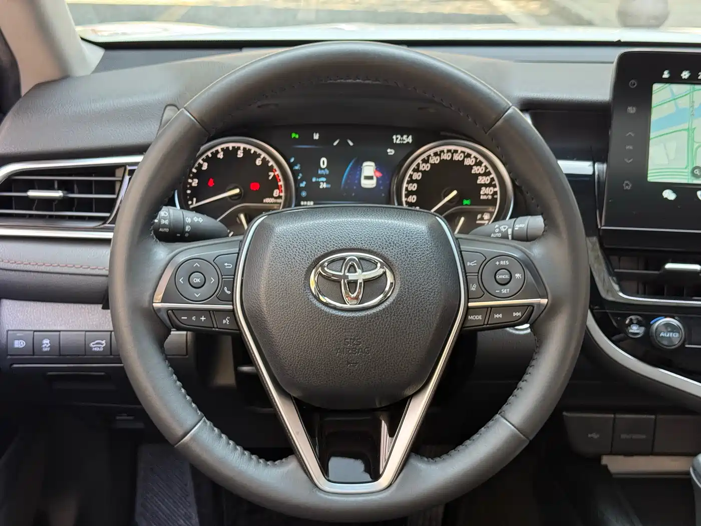 Toyota Camry 2023 2.0G Luxury Edition фото 6