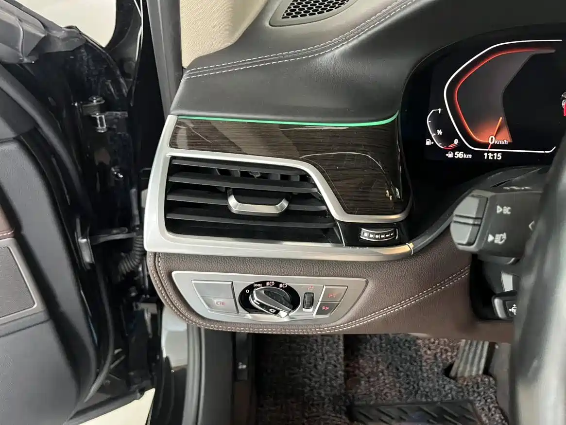 BMW 7 Series 2019 730Li Luxury Package фото 10