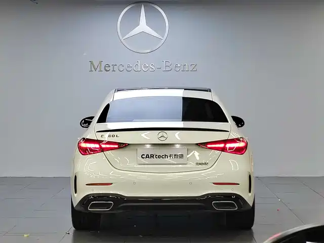 Mercedes-Benz C-Class 2024 Second Facelift C 260 L Night Edition Sport — фото 3
