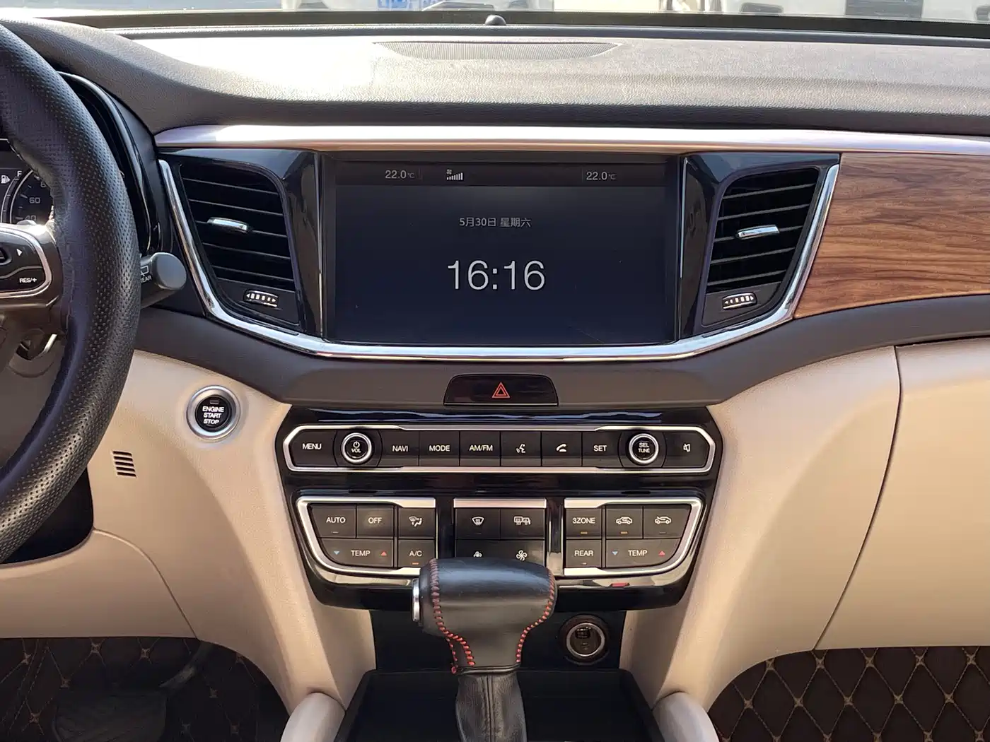 GAC Trumpchi Trumpchi GS8 2017 320T 2WD Luxury Smart Connect (7-seater) фото 18