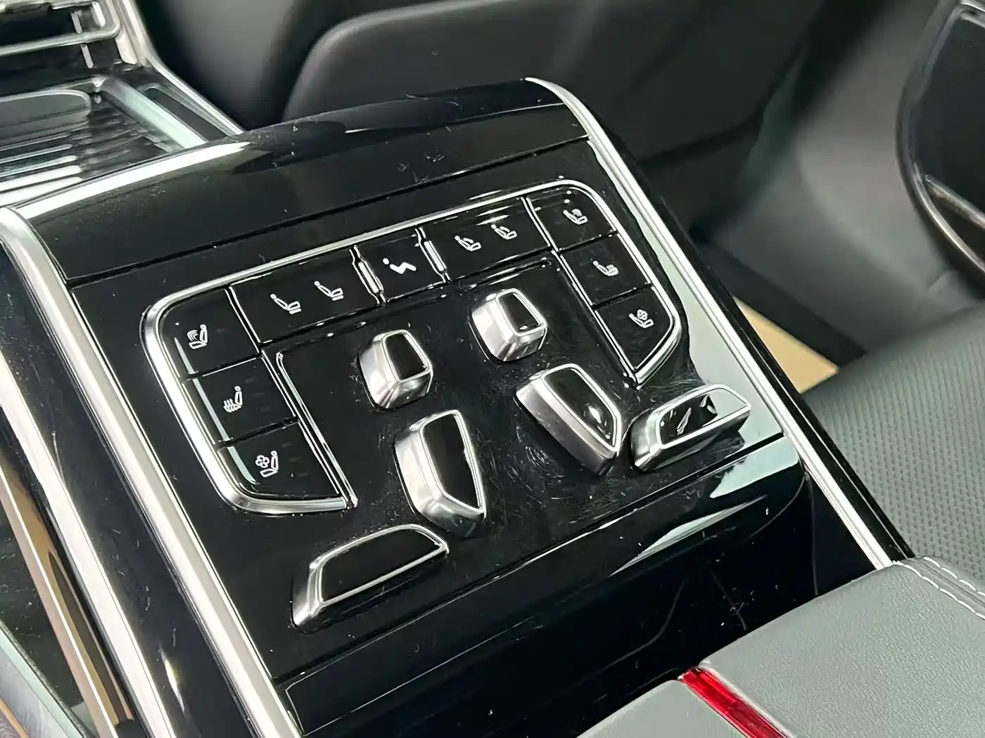 Hongqi H9 2020 3.0T Smart Connect Flagship 4-Seater фото 22