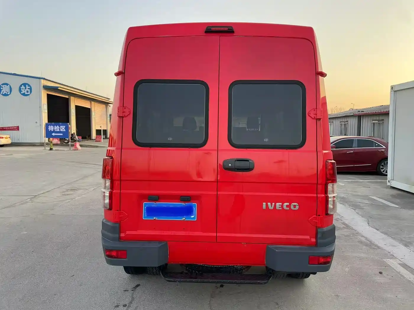 IVECO PROUD
