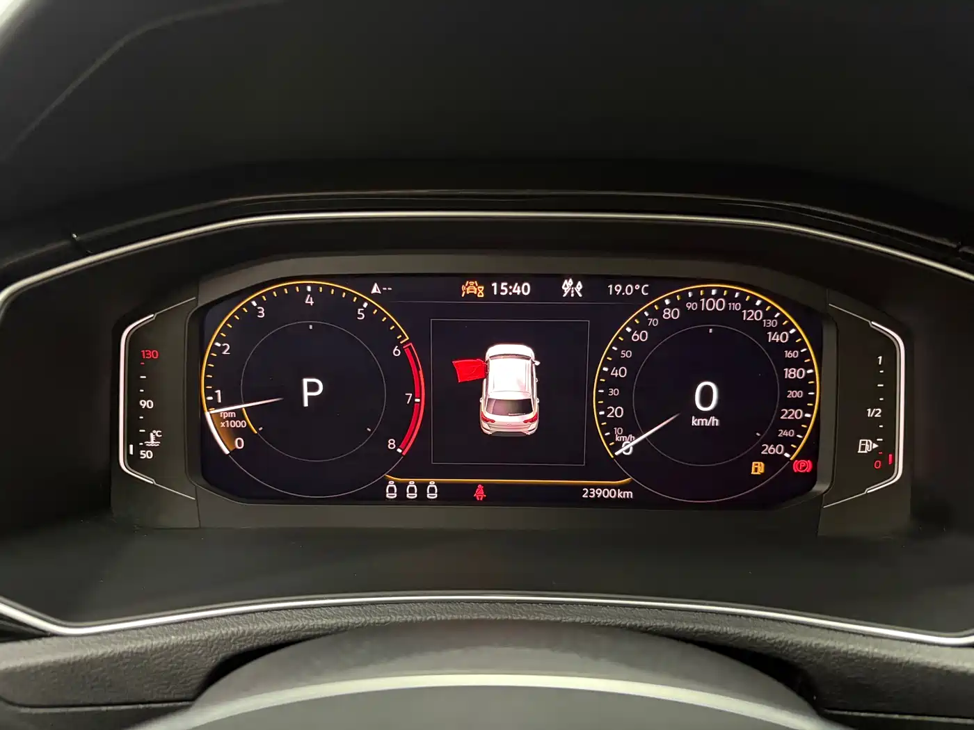Volkswagen T-ROC 2022 280TSI DSG 2WD Comfort PLUS фото 5