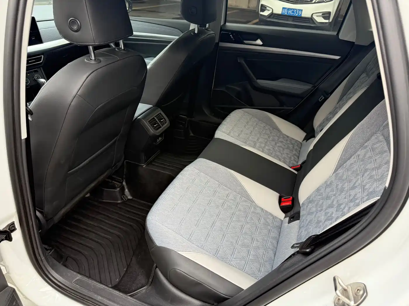 Volkswagen Lavida 2023 280TSI DSG Comfort Edition фото 9