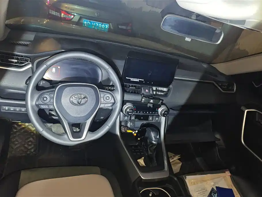 Toyota RAV4 Rongfang 2023 2.0L CVT 4WD Adventure Plus Edition фото 12
