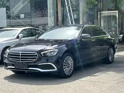 Mercedes-Benz E