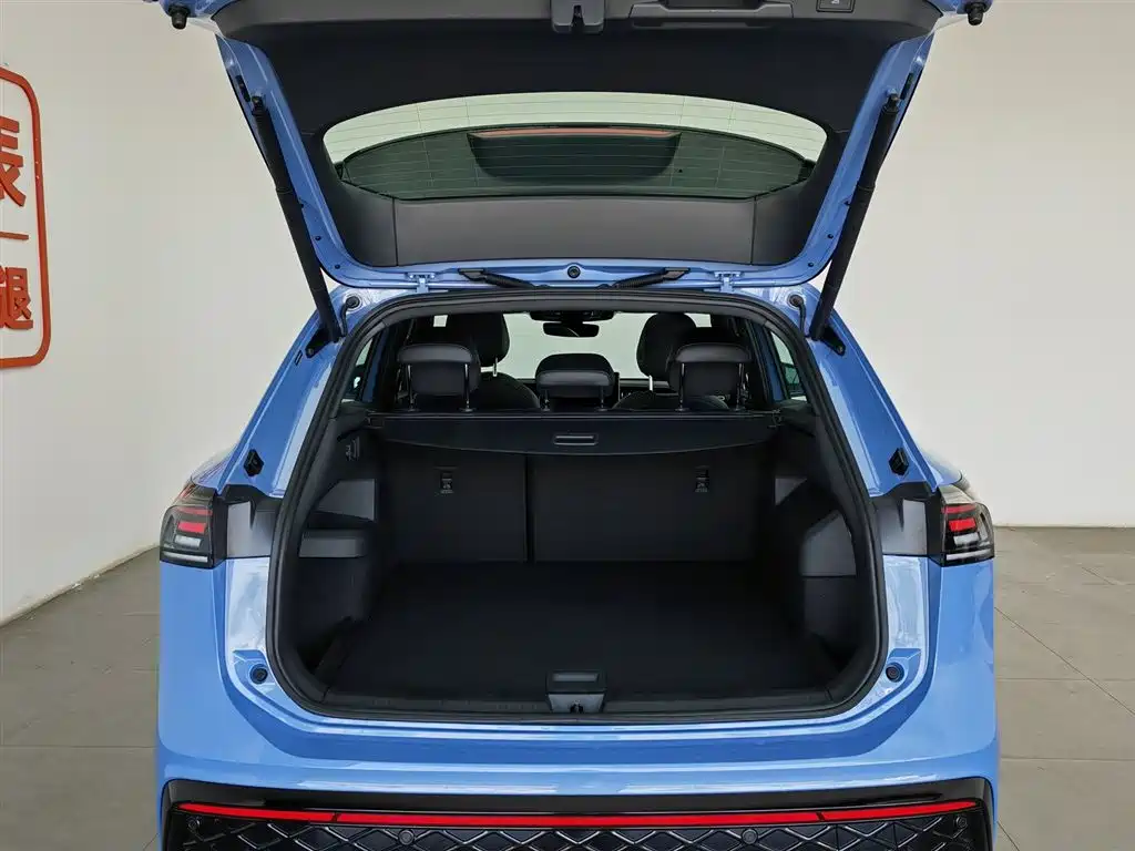 Volkswagen Tiguan L 2026 PRO 380TSI 4WD R-Line Smart Premium Edition фото 16