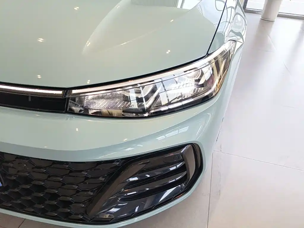 Volkswagen Passat 2026 2026 Pro 380TSI Starlight Dragon Prestige Edition