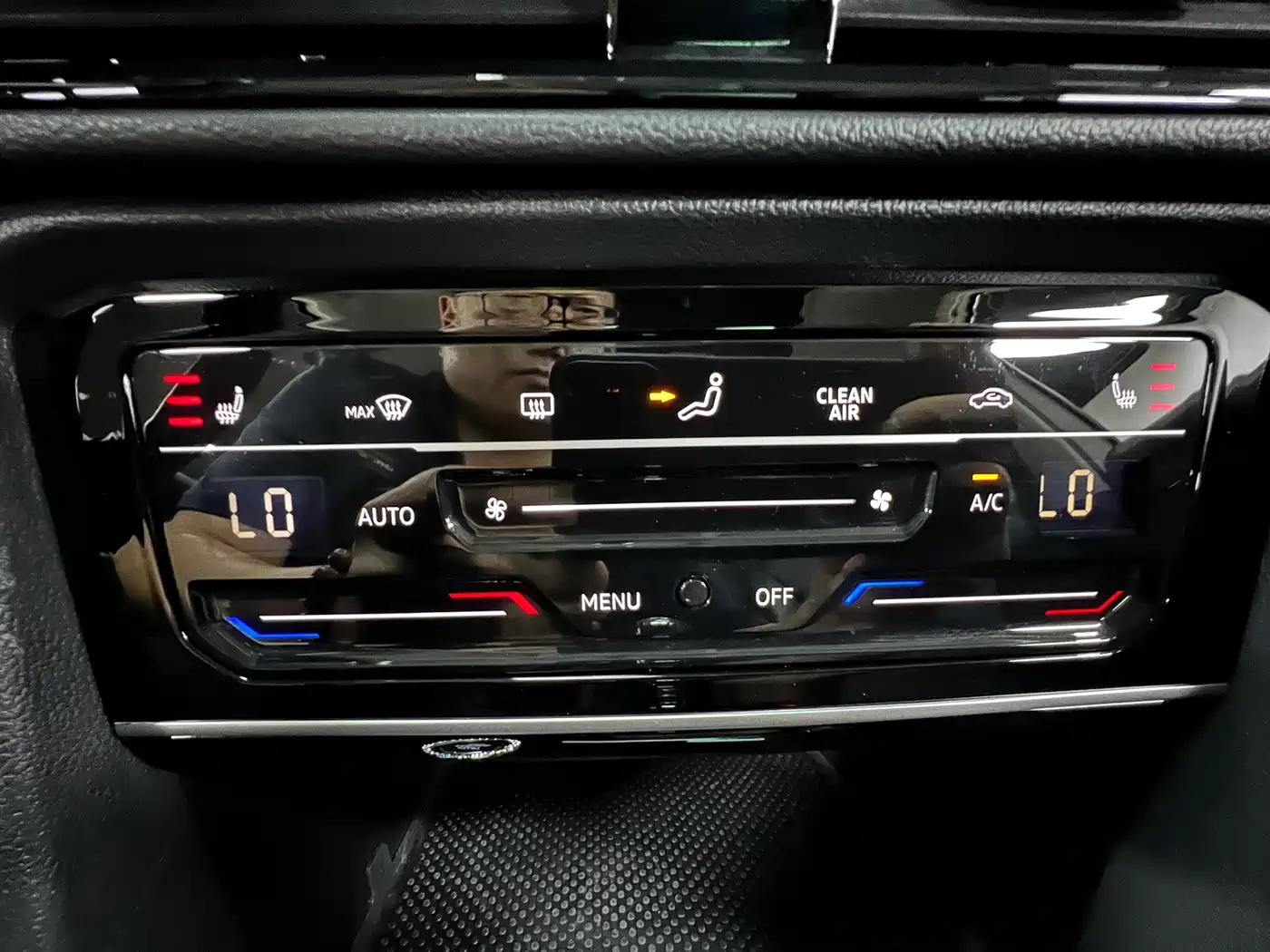Volkswagen Tharu 2021 280TSI 2WD Luxury Plus фото 19