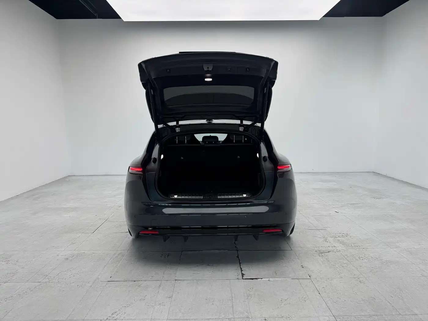 Фото 7 - NIO ET5T