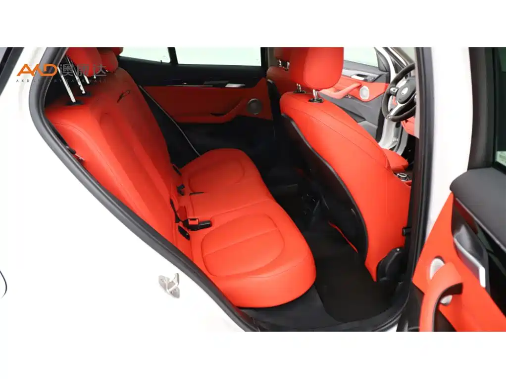 Фото 8 - BMW X2