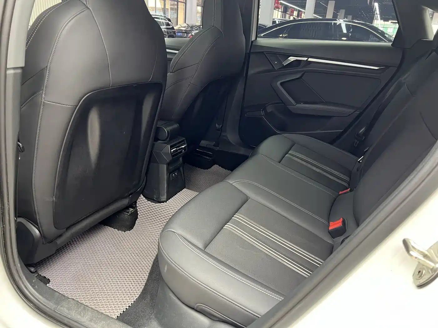 Audi A3 2024 Model A3L Limousine 35 TFSI Fashion Sport фото 15