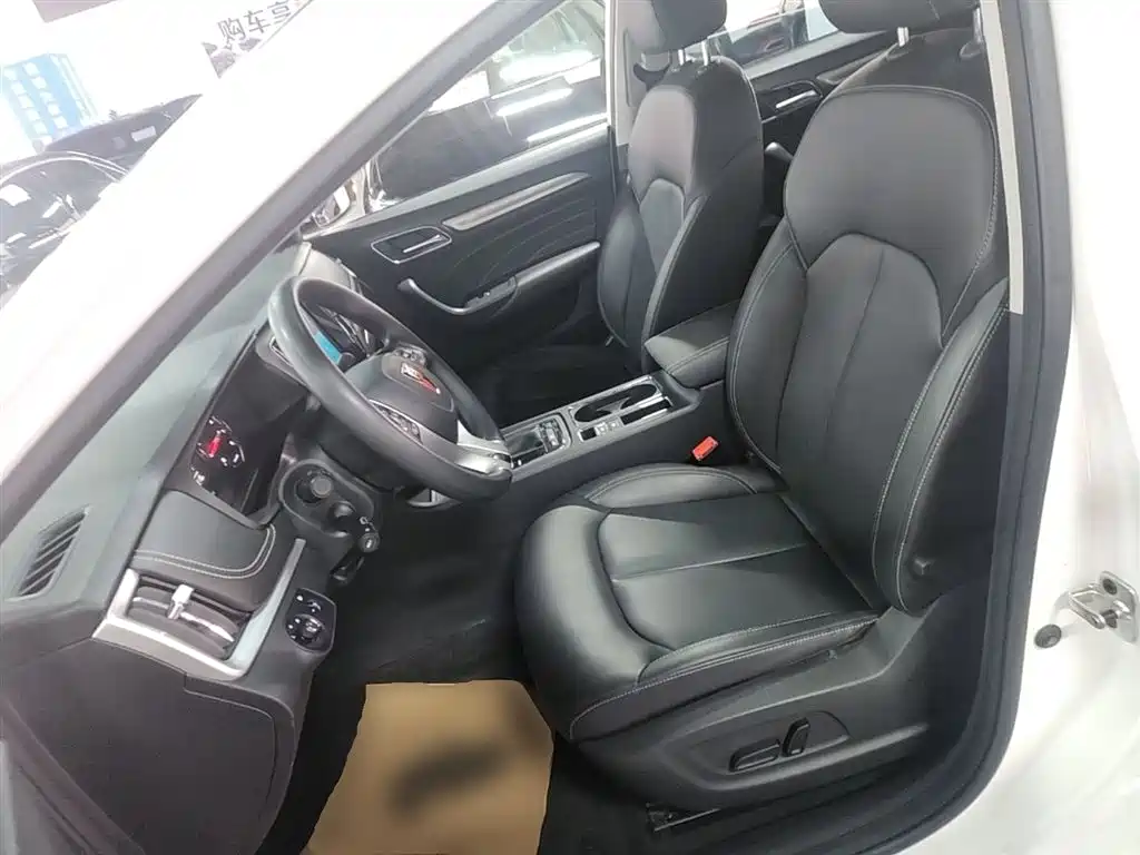 Roewe i6 2021 2020 PLUS 1.6L CVT 4G Connected Glory Flagship Edition