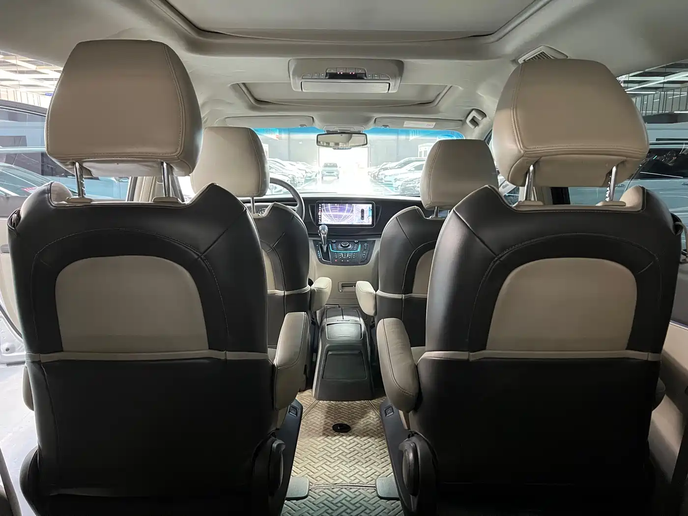 Buick GL8 2013 3.0L XT Luxury Business Flagship Edition фото 8