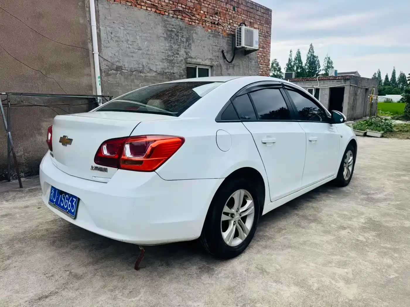 Chevrolet Cruze 2015 1.5L Classic SE MT фото 6
