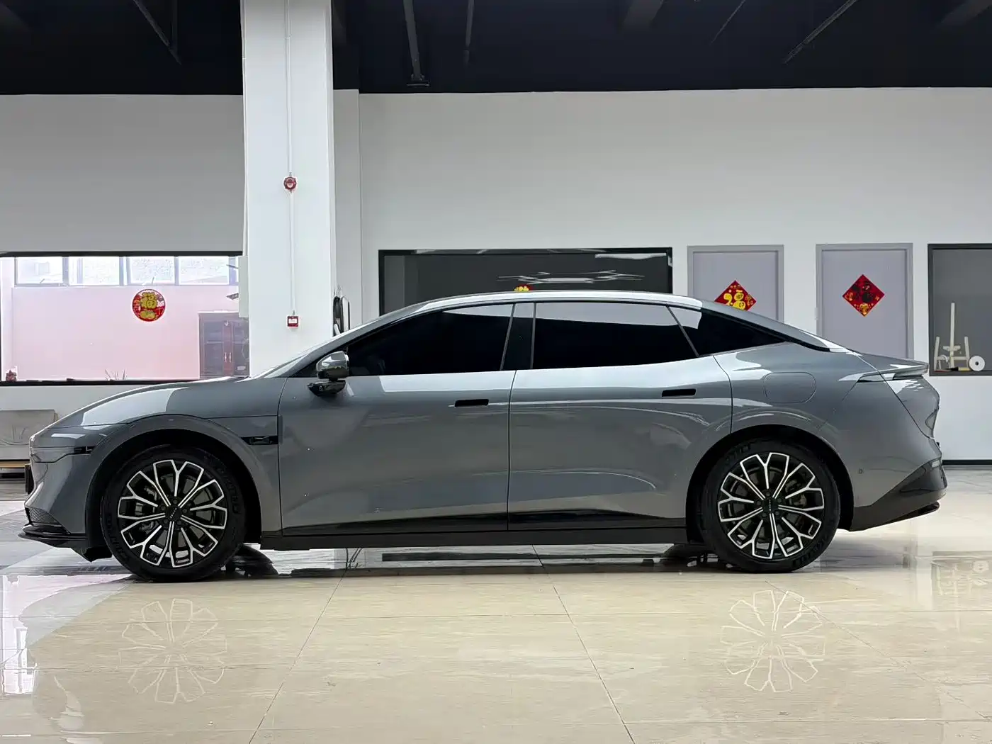 ZEEKR EXTREME KRYPTON 007