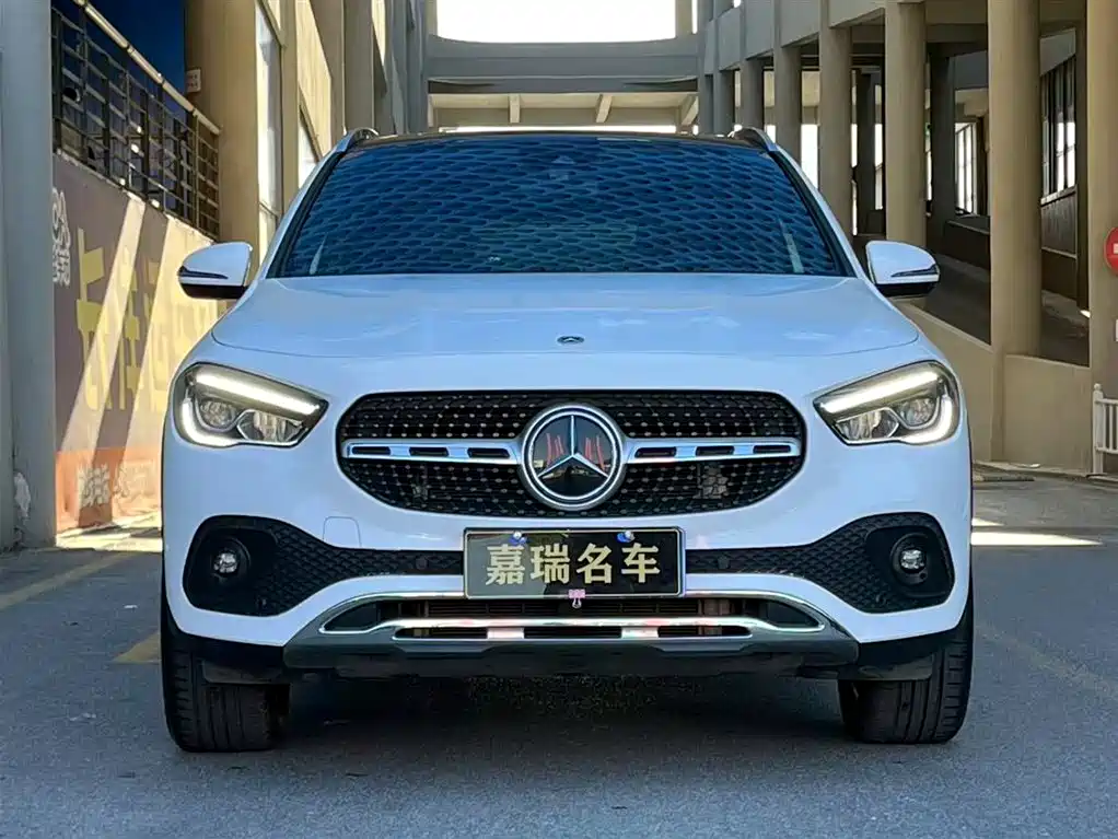 Mercedes-Benz GLA 2022 Facelift GLA 200 фото 2