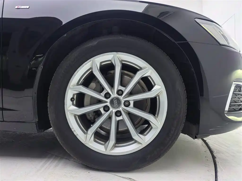 Audi A6L 2019 40 TFSI Luxury Elegance фото 26