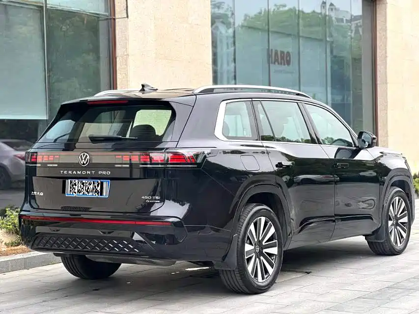 VOLKSWAGEN TOURANG