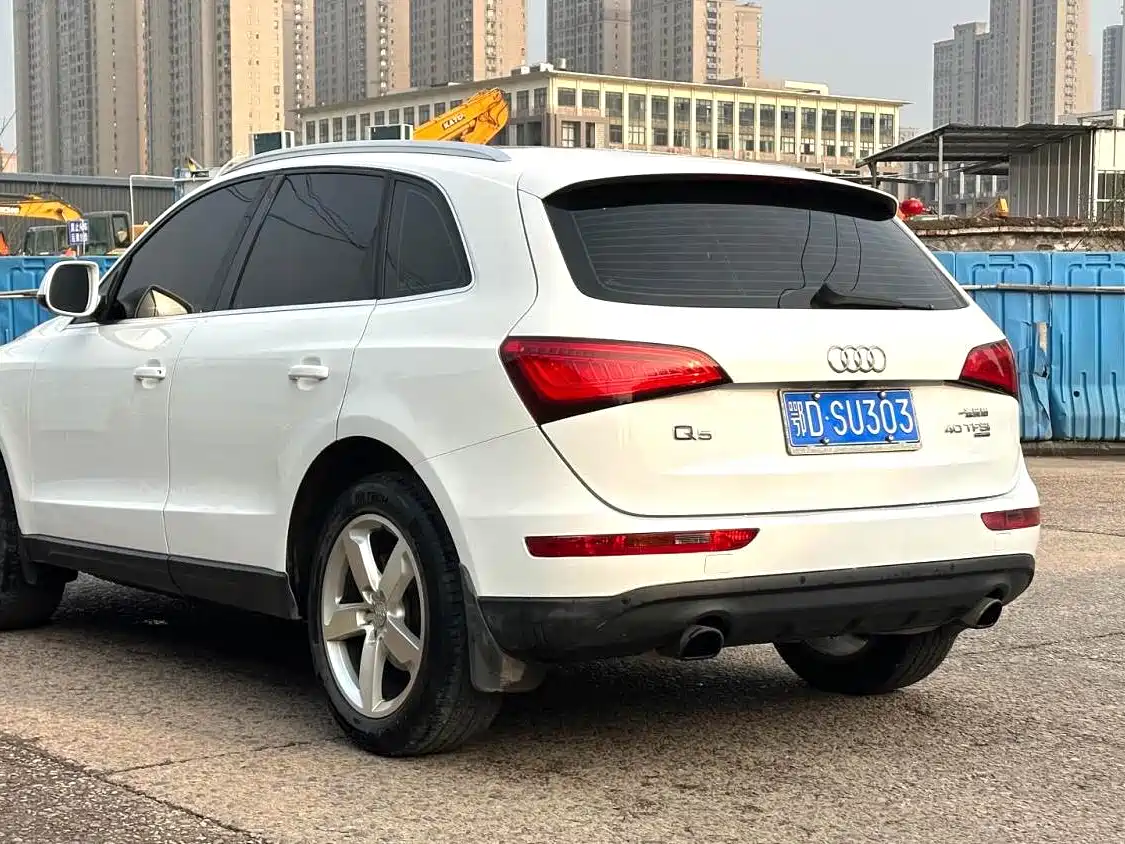 Audi Q5 2015 40 TFSI Technology фото 9