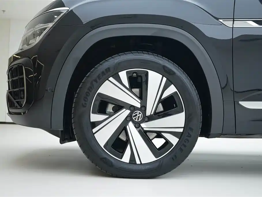 Volkswagen Teramont 2024 Teramont X 380TSI 4WD Premium Luxury Edition фото 15