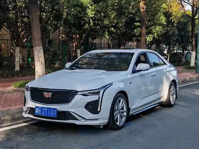 Cadillac CT4 2021 28T Luxury Model