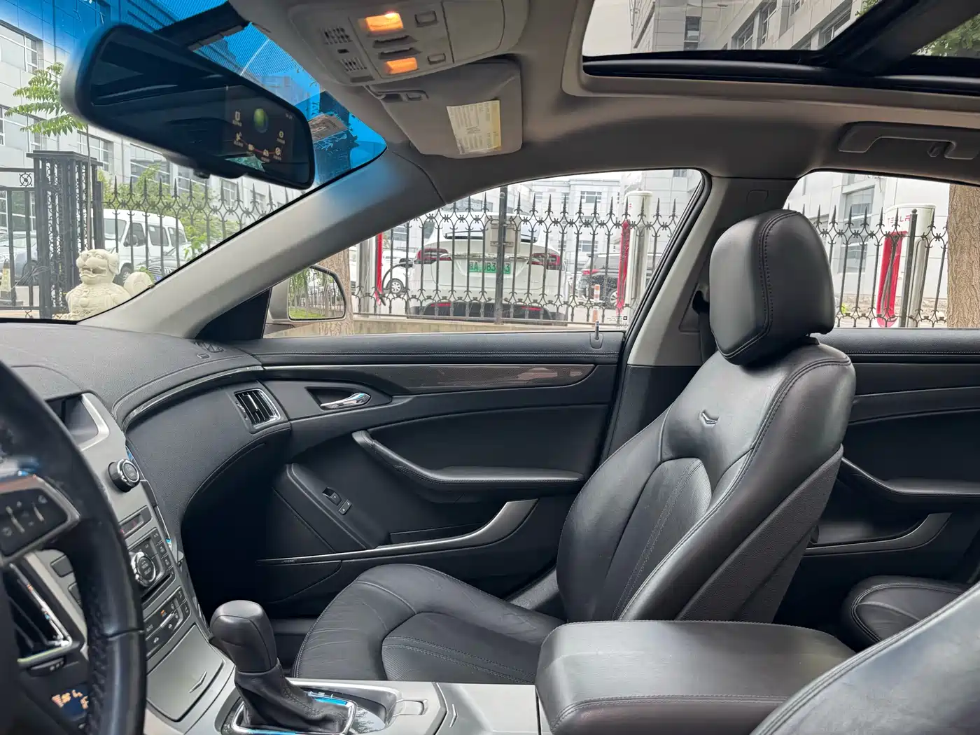Cadillac CTS (Import) 2010 Model 3.0 Luxury Sport Edition фото 23