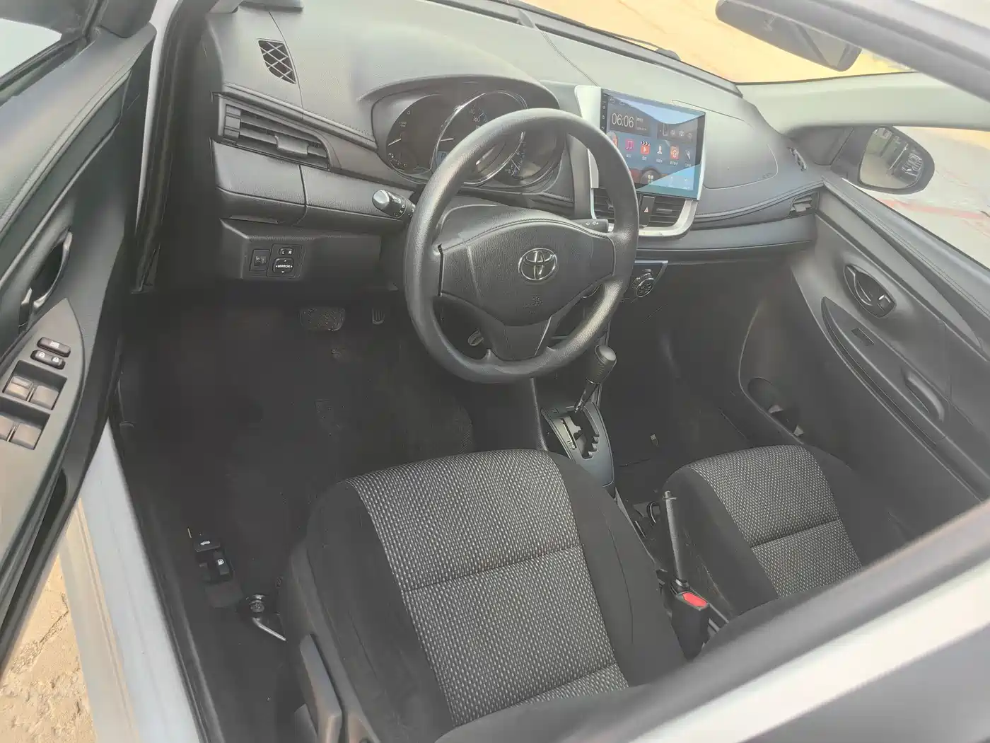 Toyota Vios 2017 1.5L CVT Pioneer фото 4