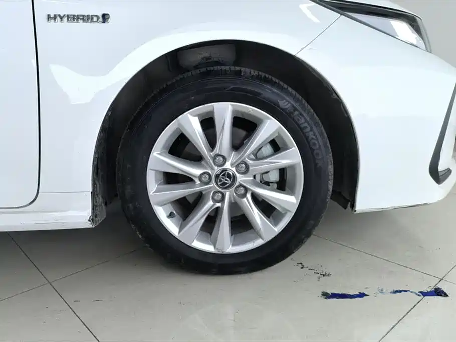 Toyota Corolla 2023 1.8L Smart Hybrid Dual Engine Elite Edition фото 6