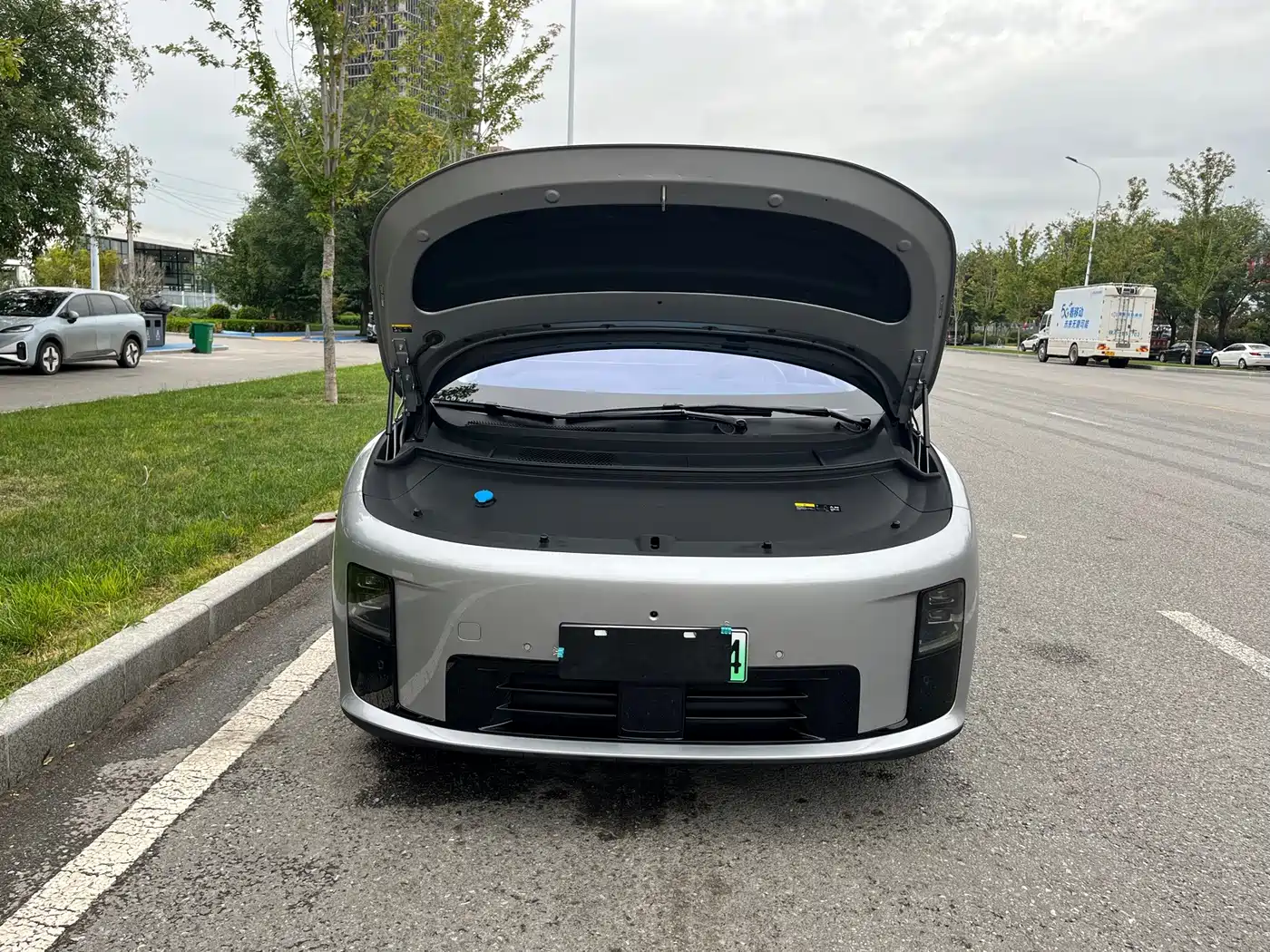 Li Auto Li i8 2026 2025 Standard Edition