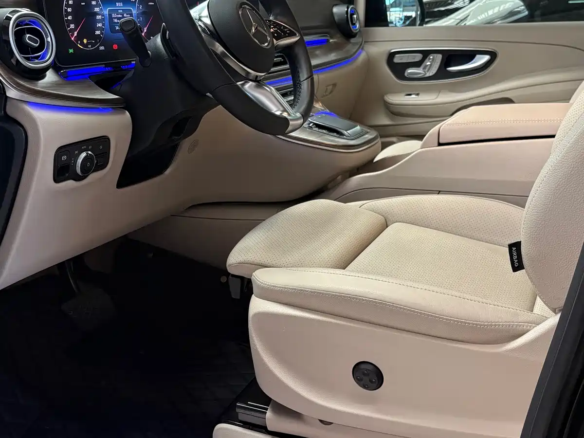 2025 Mercedes-Benz V-Class