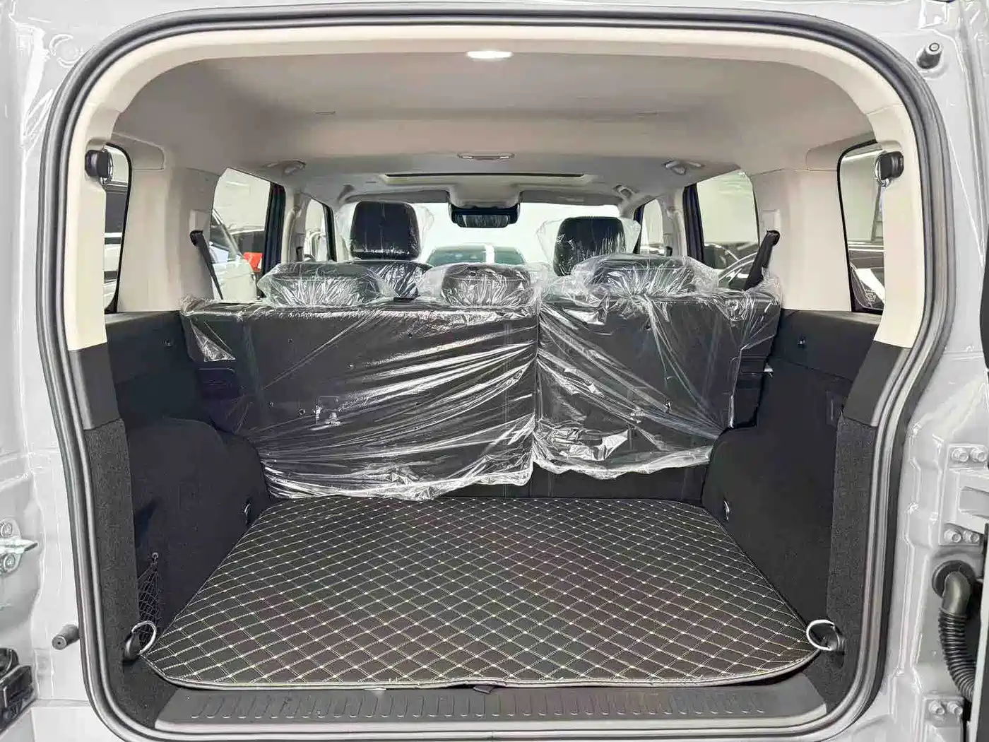 Tank 300 2024 2.0T Explorer фото 20