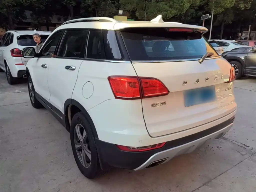 Haval H6 Coupe 2016 Blue Label 1.5T Automatic 2WD Urban фото 5