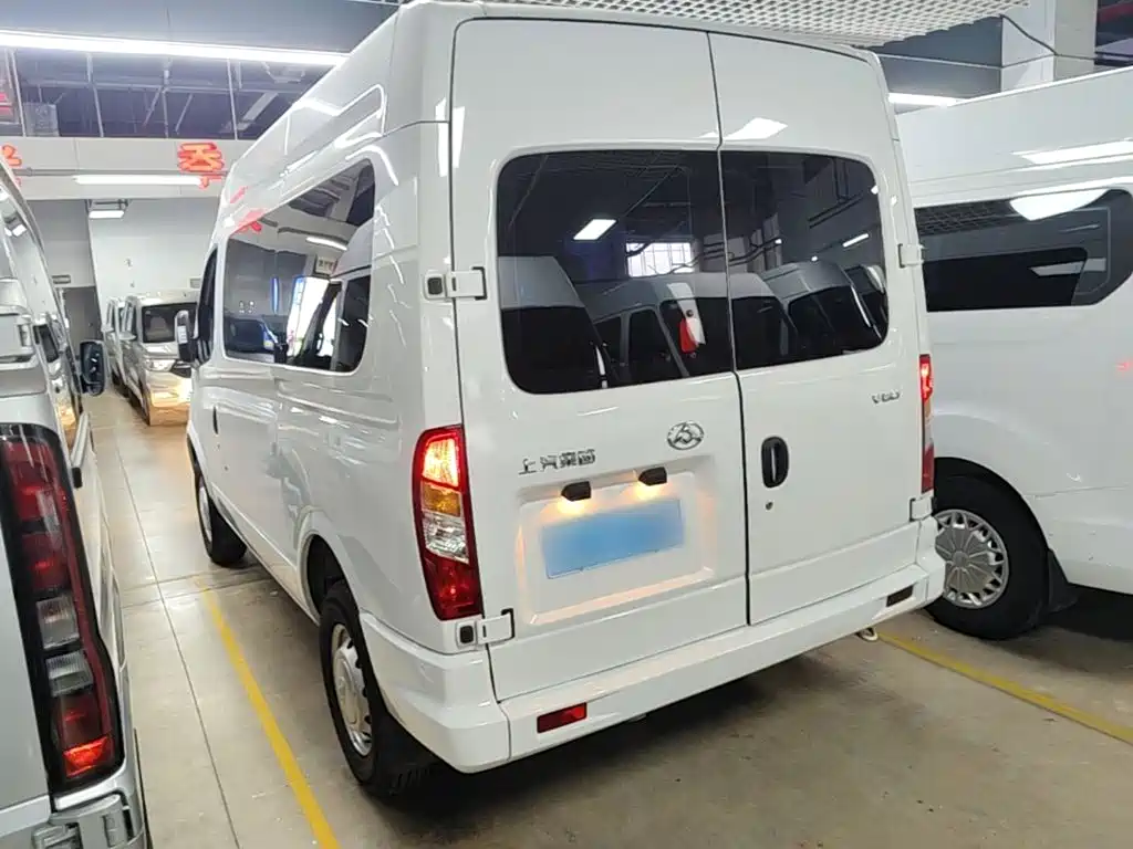 2025 SAIC Maxus Xintu V80