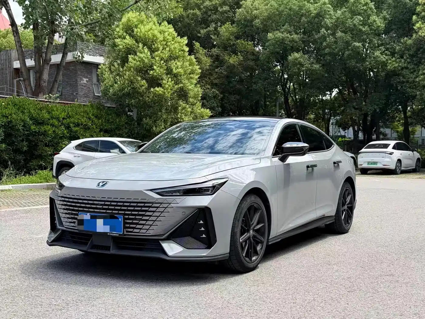 CHANGAN UNI-V
