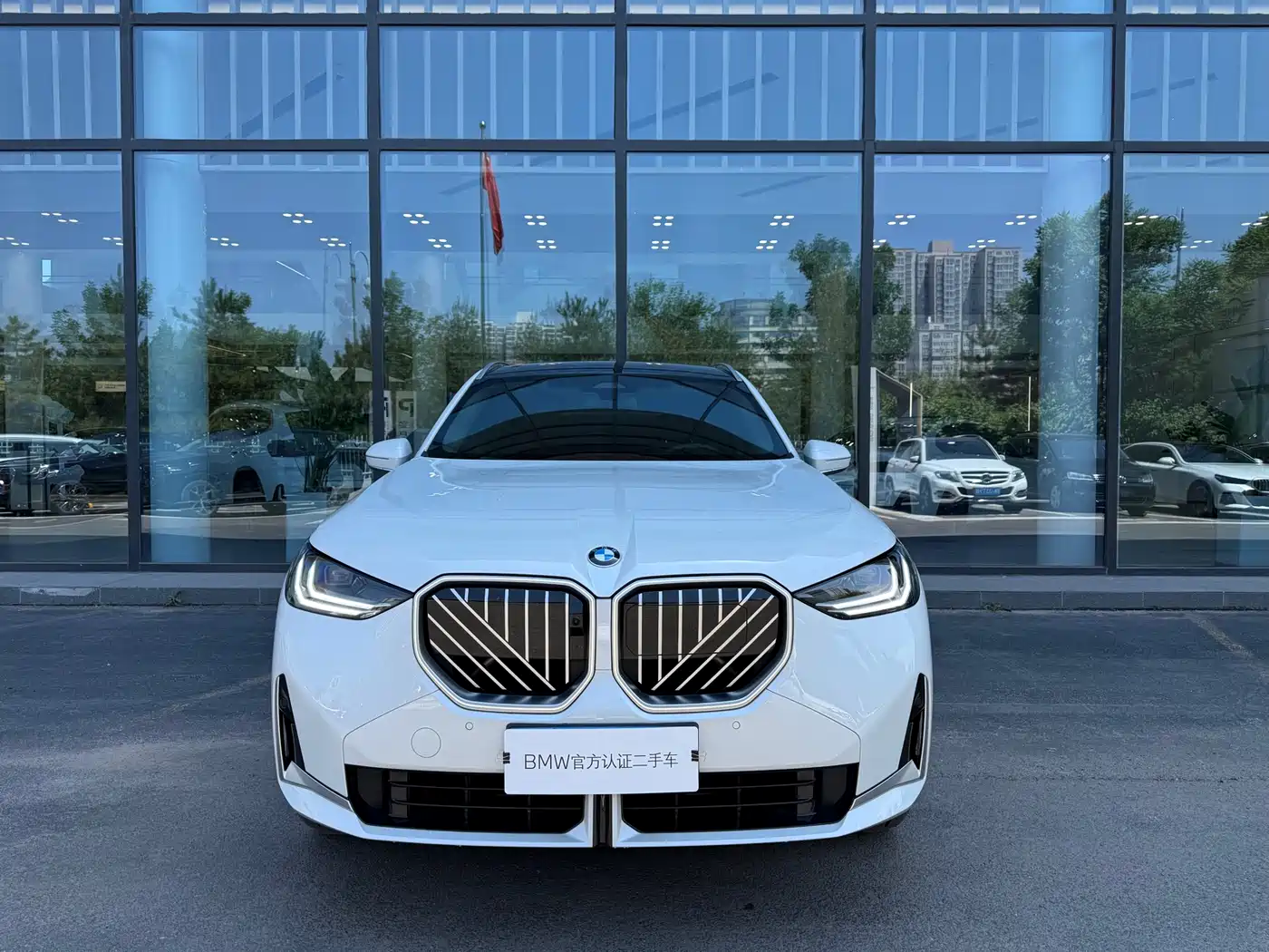 BMW X3 2025 xDrive25L Luxury Package фото 2