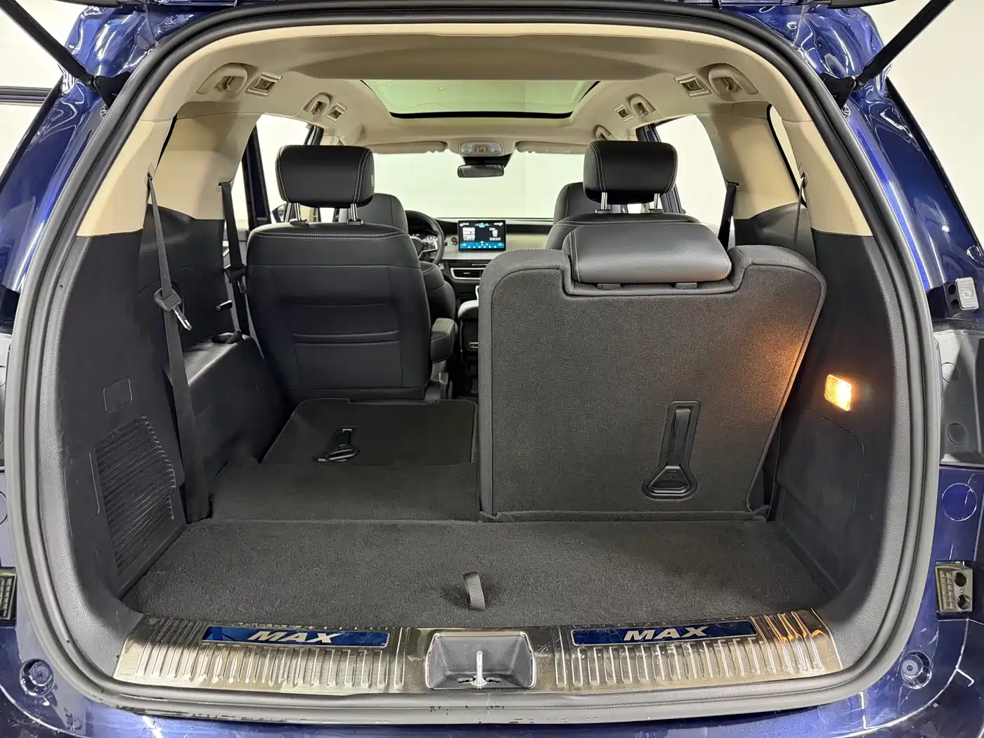 BYD Song MAX 2021 Upgrade 1.5T Automatic Premium Edition 6-Seater фото 15