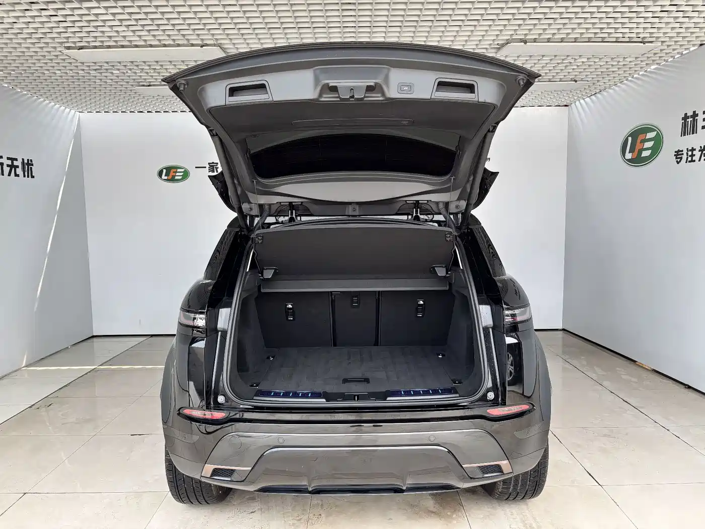 Land Rover Range Rover Evoque 2026 2026 Range Rover Evoque L SE